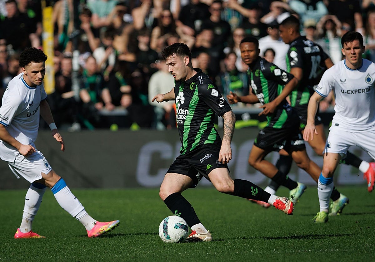 Una imagen del derbi de Brujas del fin de semana