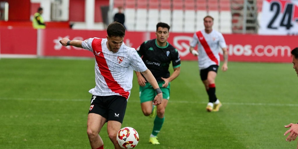 Sevilla Atlético - Alcoyano: Los de Galván se vuelven invencibles en casa (3-0)