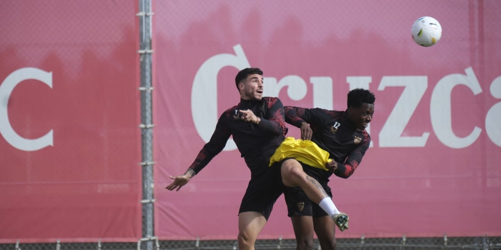 El Sevilla vuelve al trabajo sin los internacionales y con el derbi en el horizonte