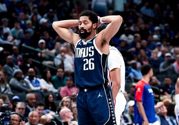 Spencer Dinwiddie, uno de los pocos jugadores sanos de los Mavericks