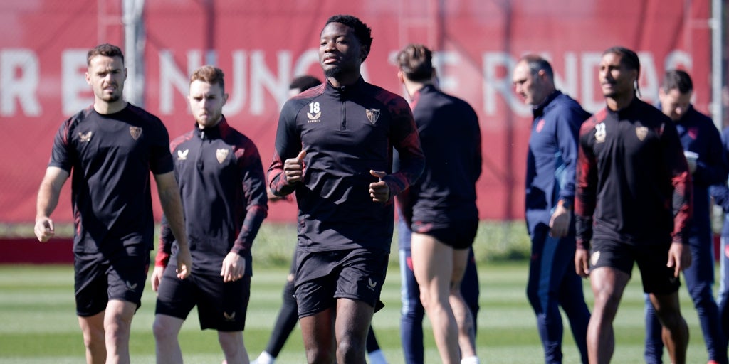 FC Barcelona Midfield Targets: Saút, Lo Oninga & Gudelj