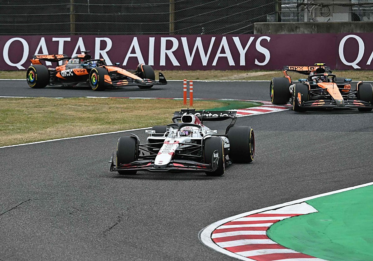 Verstappen, delante de Norris y Piastri