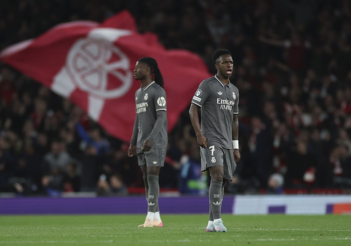 Vinicius y Camavinga, dos de los naufragios de Londres // Vídeo: Ancelotti que «las posibilidades de remontar son muy pocas» (EFE)