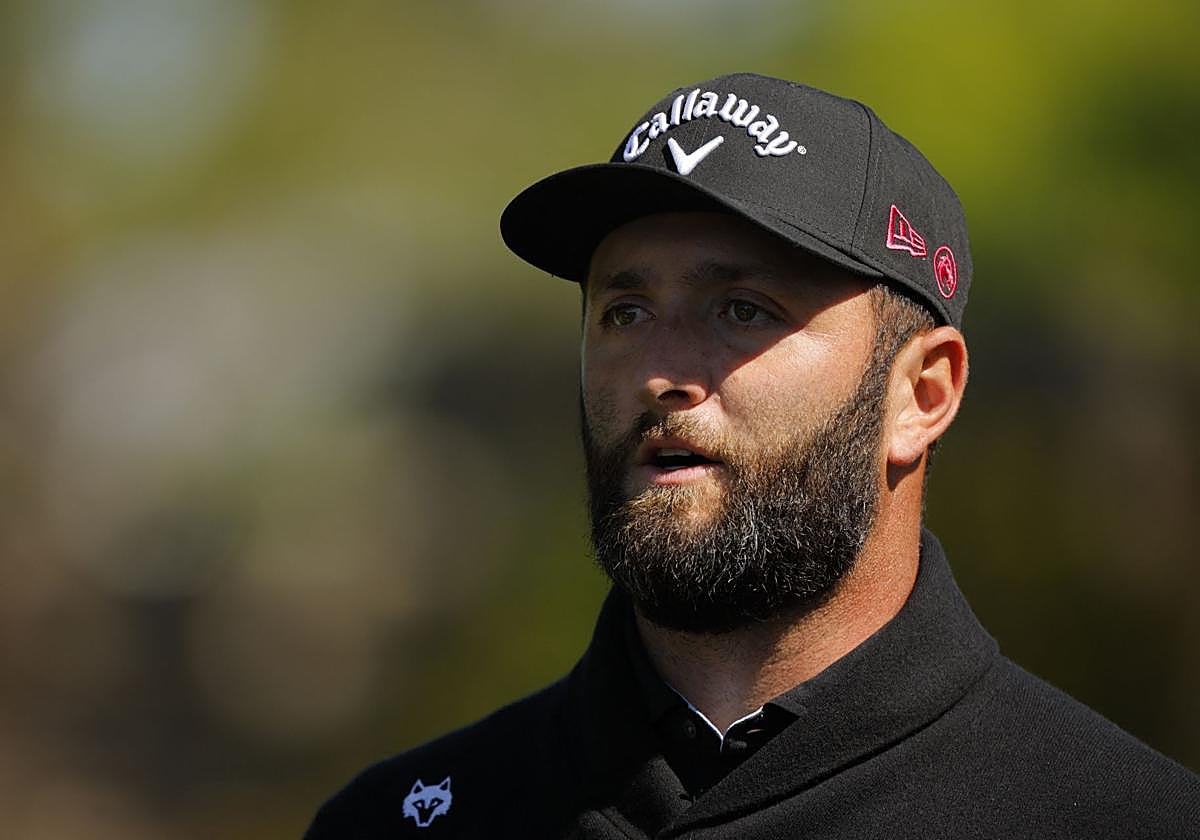 El español Jon Rahm en el hoyo 2 durante la segunda ronda