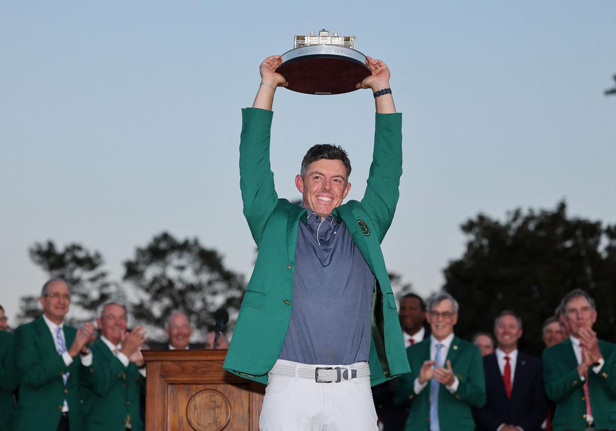Rory McIlroy celebra su triunfo en el Masters de Augusta