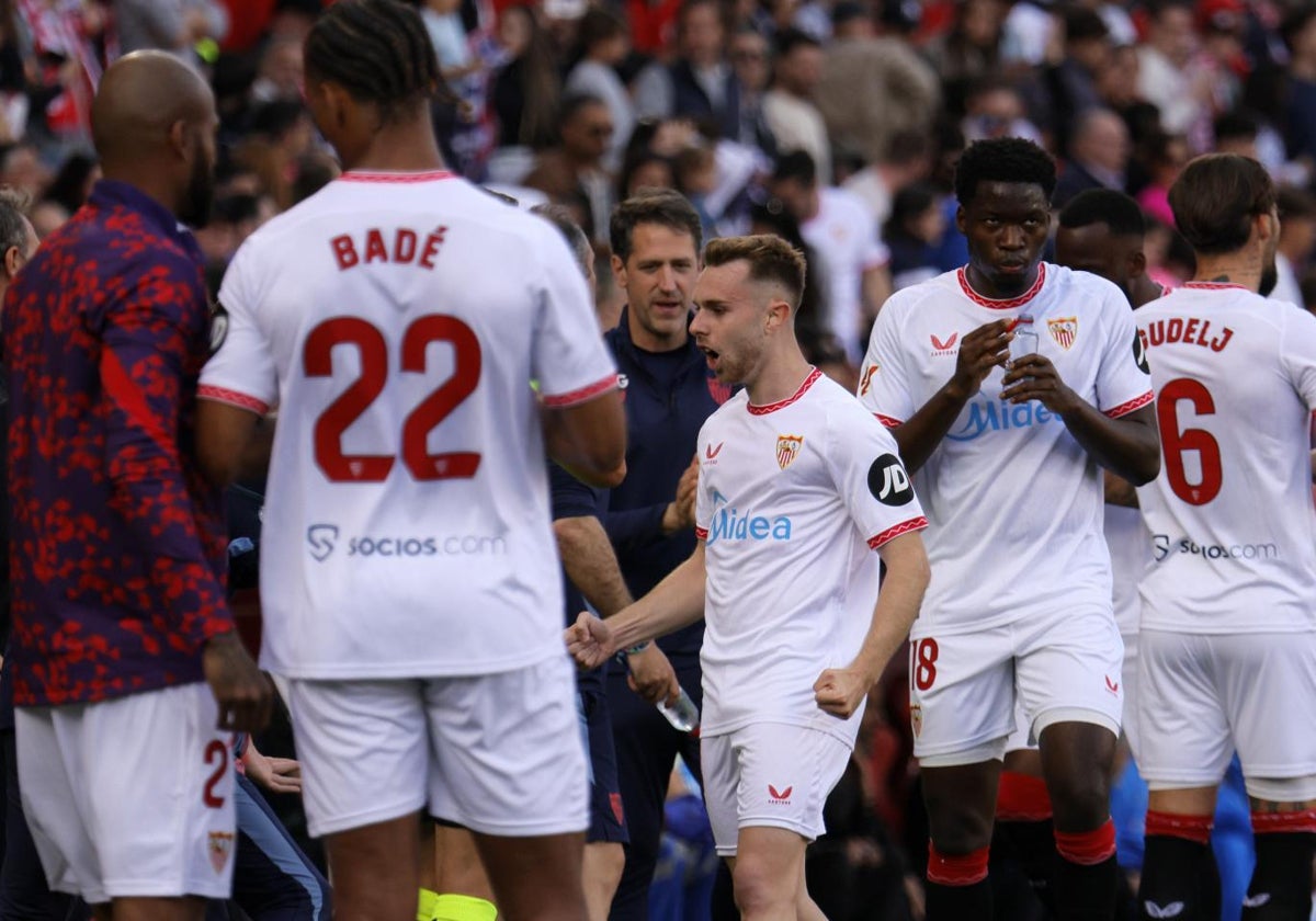 Peque celebra su primer gol con el Sevilla, el anotado este Domingo de Resurreción ante el Alavés