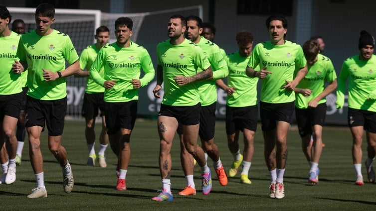 Bakambu, ausencia en el entrenamiento previo al Betis - Valladolid