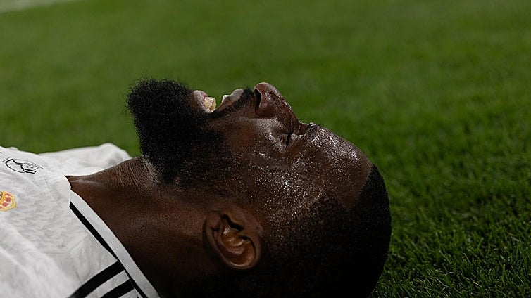 Rudiger, operado de la rodilla, estará entre 6 y 8 semanas de baja