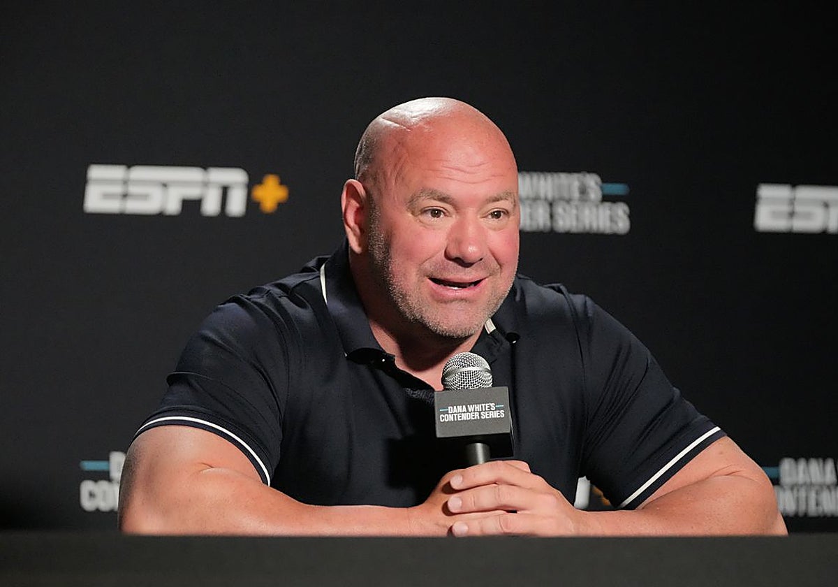 Dana White en una rueda de prensa