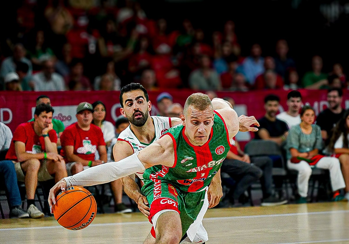 El Insolac Caja 87 vive una pesadilla en Palma y queda eliminado de la fase de ascenso (82-45)