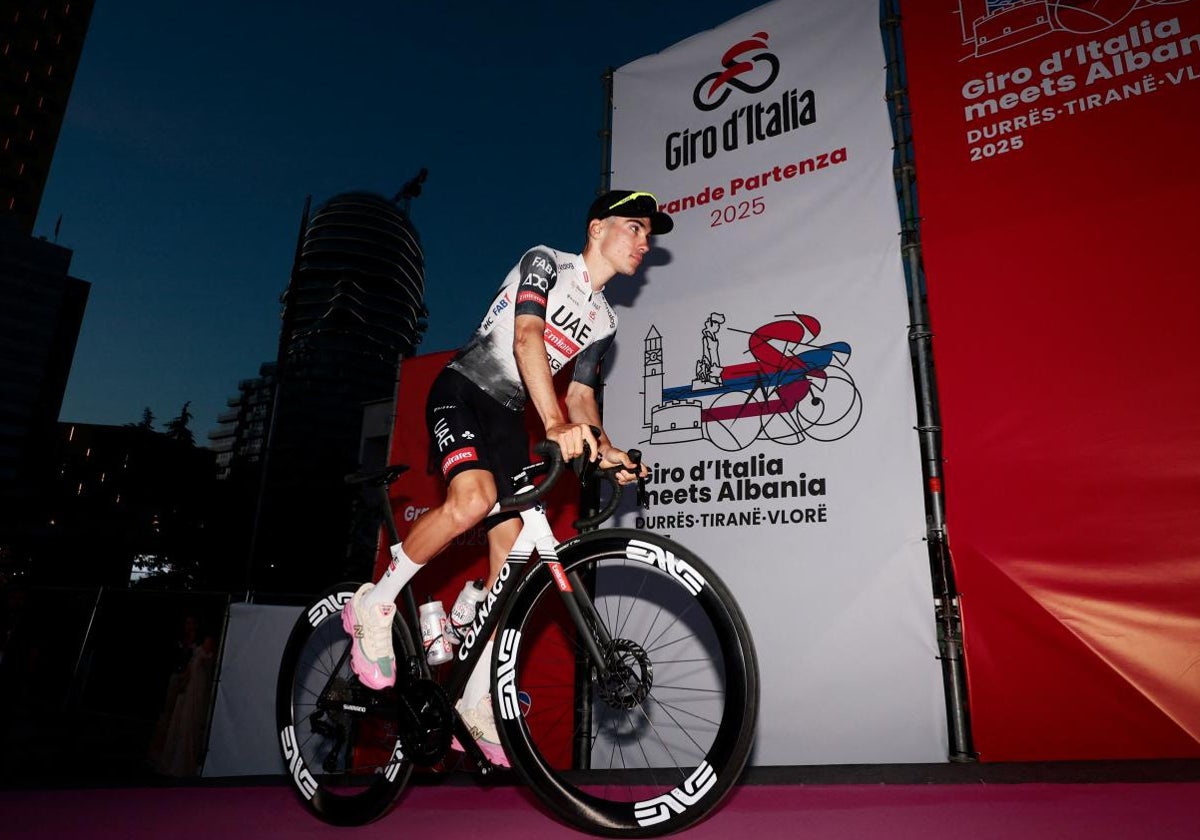 Juan Ayuso, en la previa del Giro