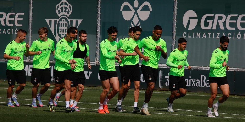 Alineaciones probables del Betis - Osasuna de LaLiga EA Sports 2024-2025: onces y banquillo de suplentes
