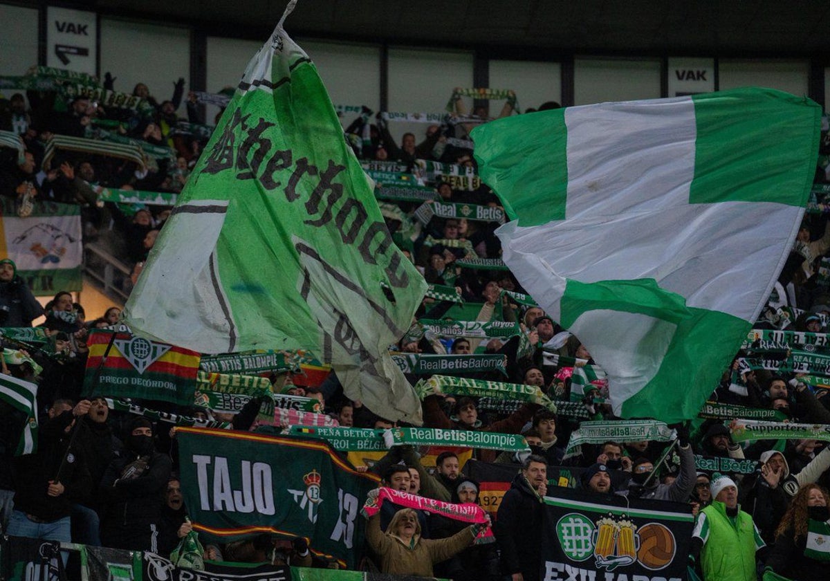 Los aficionados del Betis en el duelo ante el KAA Gent
