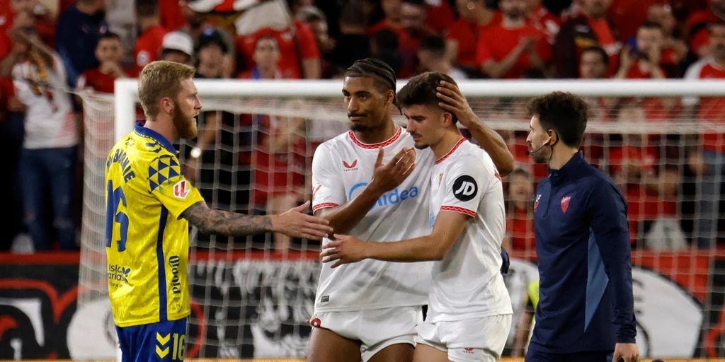 Lo de Kike Salas se queda en una sobrecarga y es duda para el Sevilla - Real Madrid