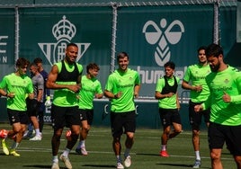 El Betis ultima la preparación del duelo ante el Rayo