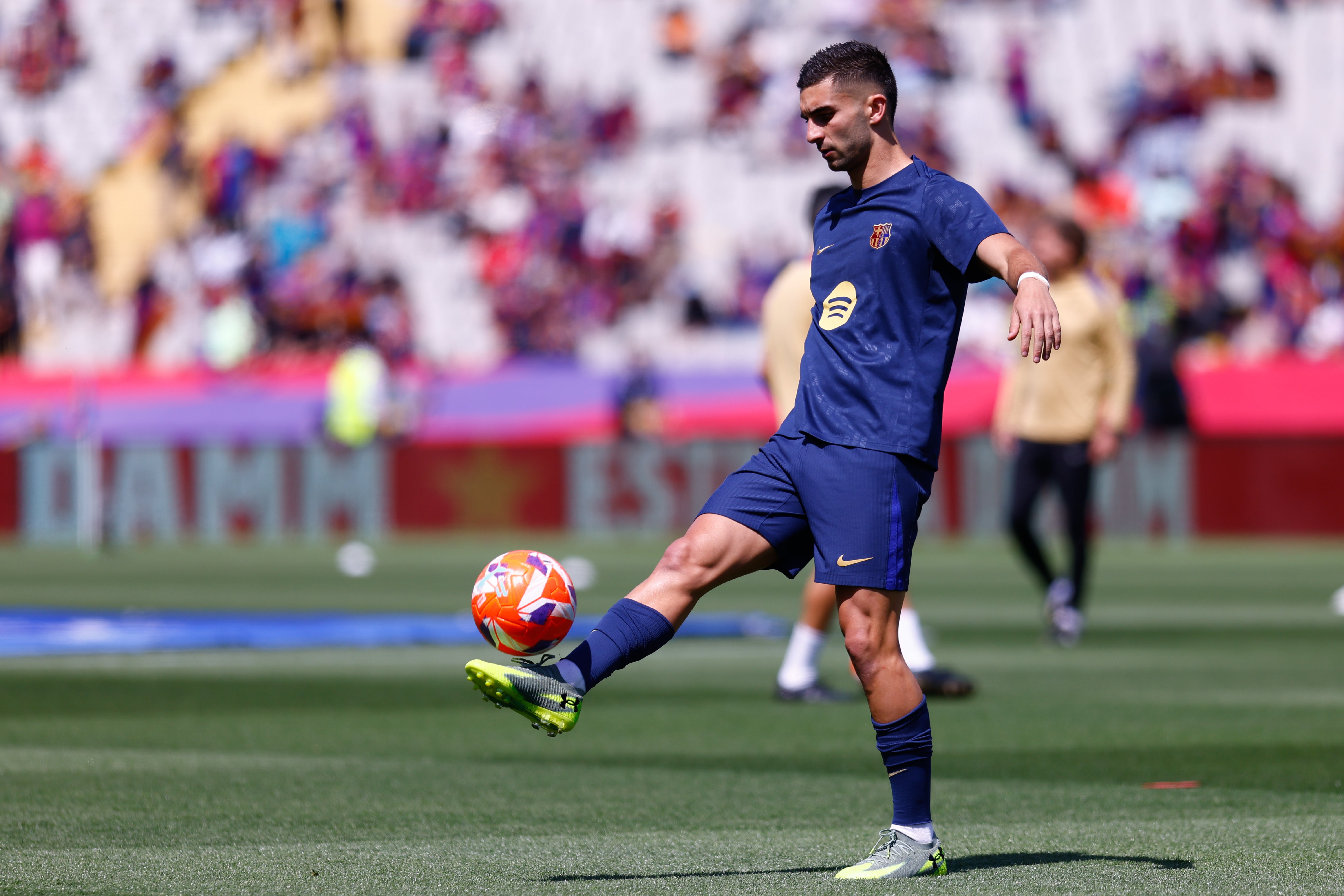 Ferrán Torres se entrena el domingo antes de jugar contra el Real Madrid