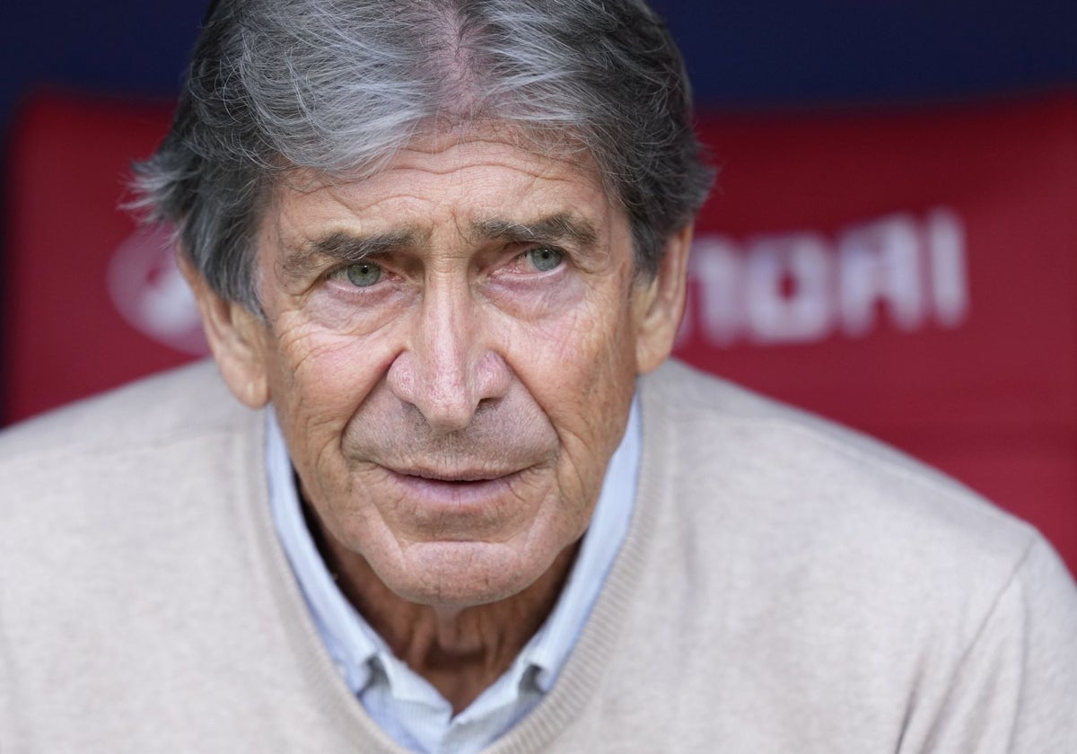 Manuel Pellegrini, antes del inicio del partido de este domingo