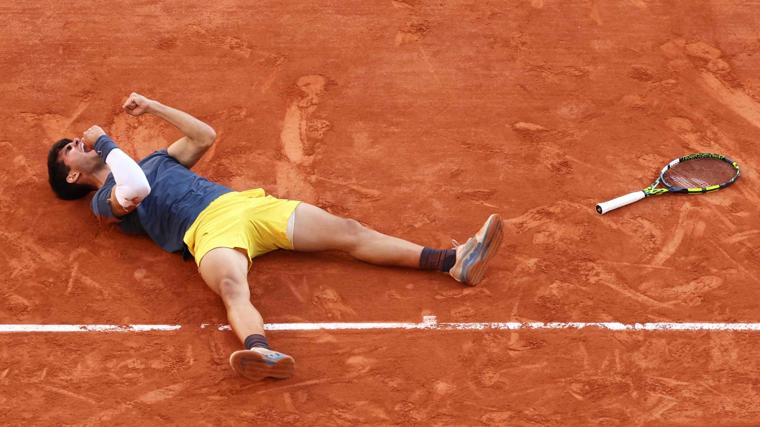 El español Carlos Alcaraz tras ganar Roland Garros el 6 de junio de 2024