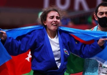 Vetan de por vida a una judoca paralímpica, oro en Tokio, tras descubrir un examen médico que su visión es óptima