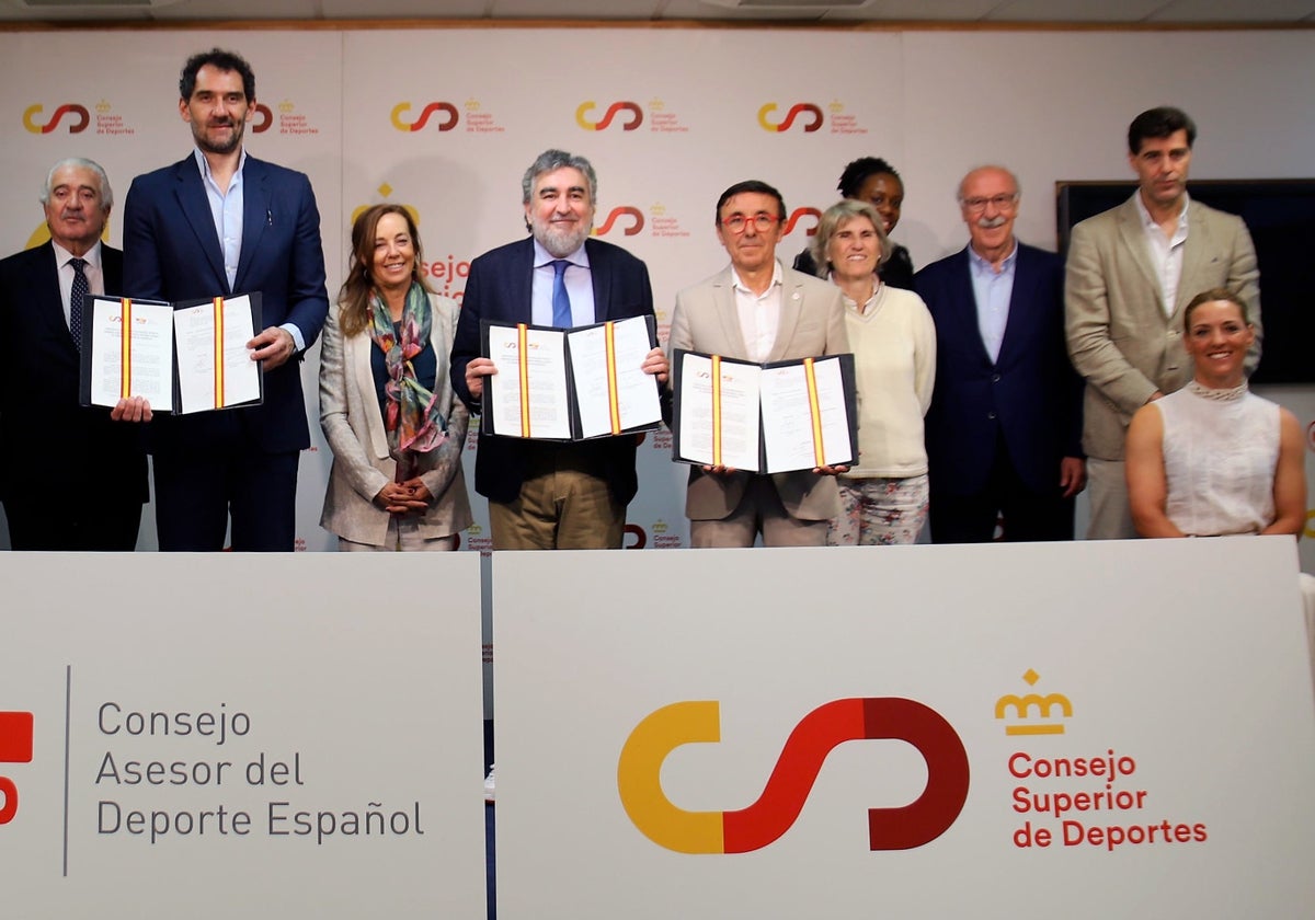 Los firmantes del acuerdo entre el CSD y el CADE