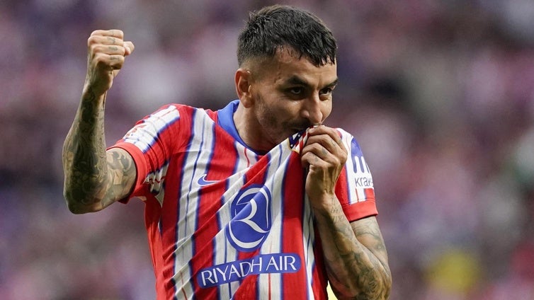 La confusa vuelta de honor de Correa