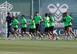 Johnny Cardoso no se ejercita con el Betis a dos días del duelo frente al Valencia