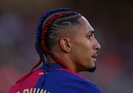 Raphinha amplía su contrato con el Barcelona hasta 2028