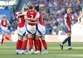 El Arsenal de Mariona da la sorpresa, gana la Champions y baja a la tierra al Barcelona