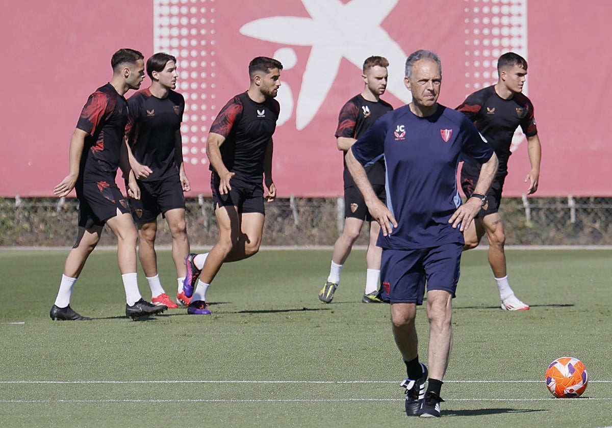 Villarreal - Sevilla: Honrar a Caparrós