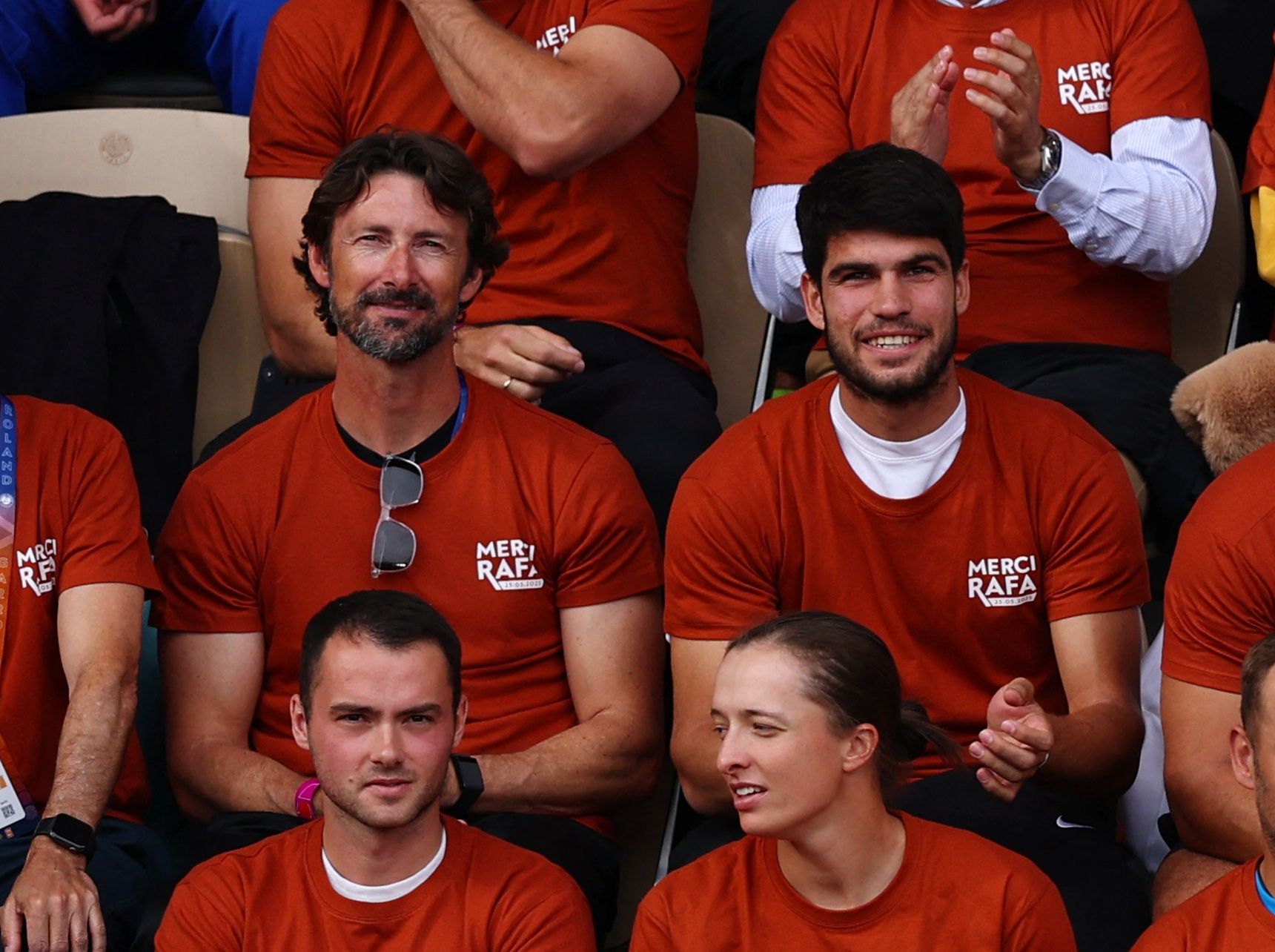 Carlos Alcaraz y Juan Carlos Ferrero, durante el homenaje a Nadal. 