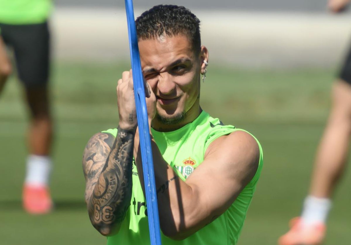 El bonus que el Betis tendrá que pagarle al United por Antony si gana la Conference