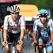 El Giro boca abajo: Ayuso se hunde, Del Toro flaquea y Roglic se retira