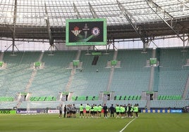 Imágenes del Real Betis en el entrenamiento previo a la final de la Conference League