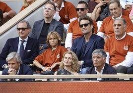 El equipo de Nadal, en el homenaje al tenista en Roland Garros