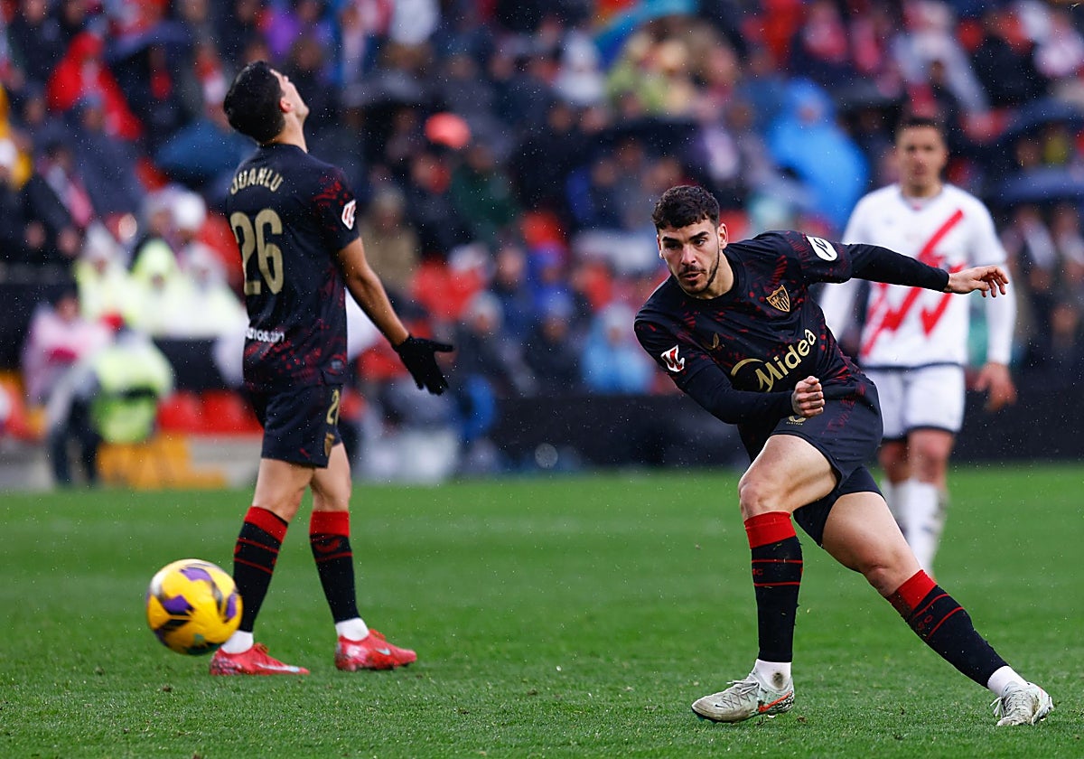 Isaac Romero, durante el Rayo-Sevilla