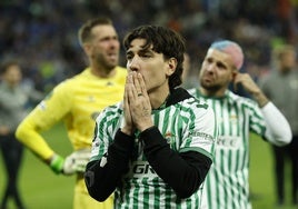 Bellerín y Llorente renuncian a vacaciones y siguen trabajando en sus recuperaciones en la ciudad deportiva