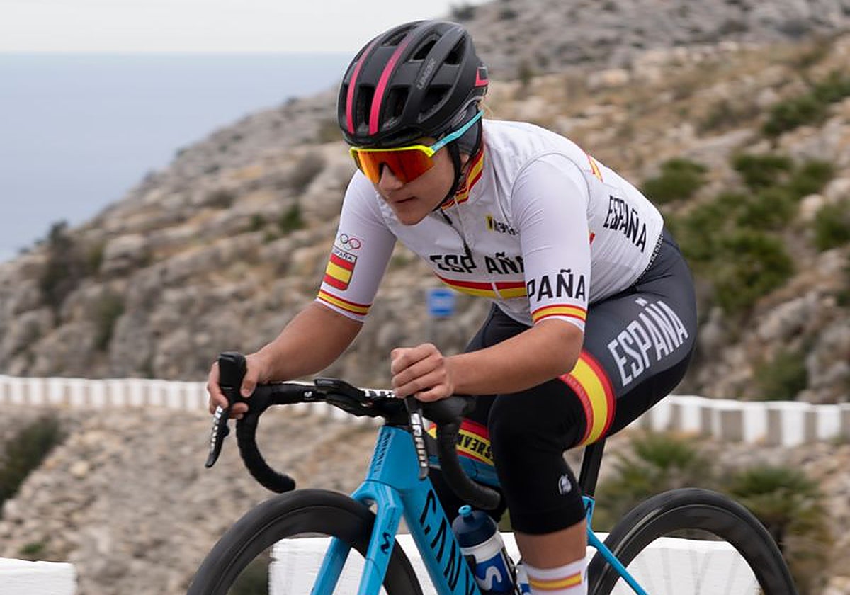 Paula Ostiz, subcampeona mundial júnior