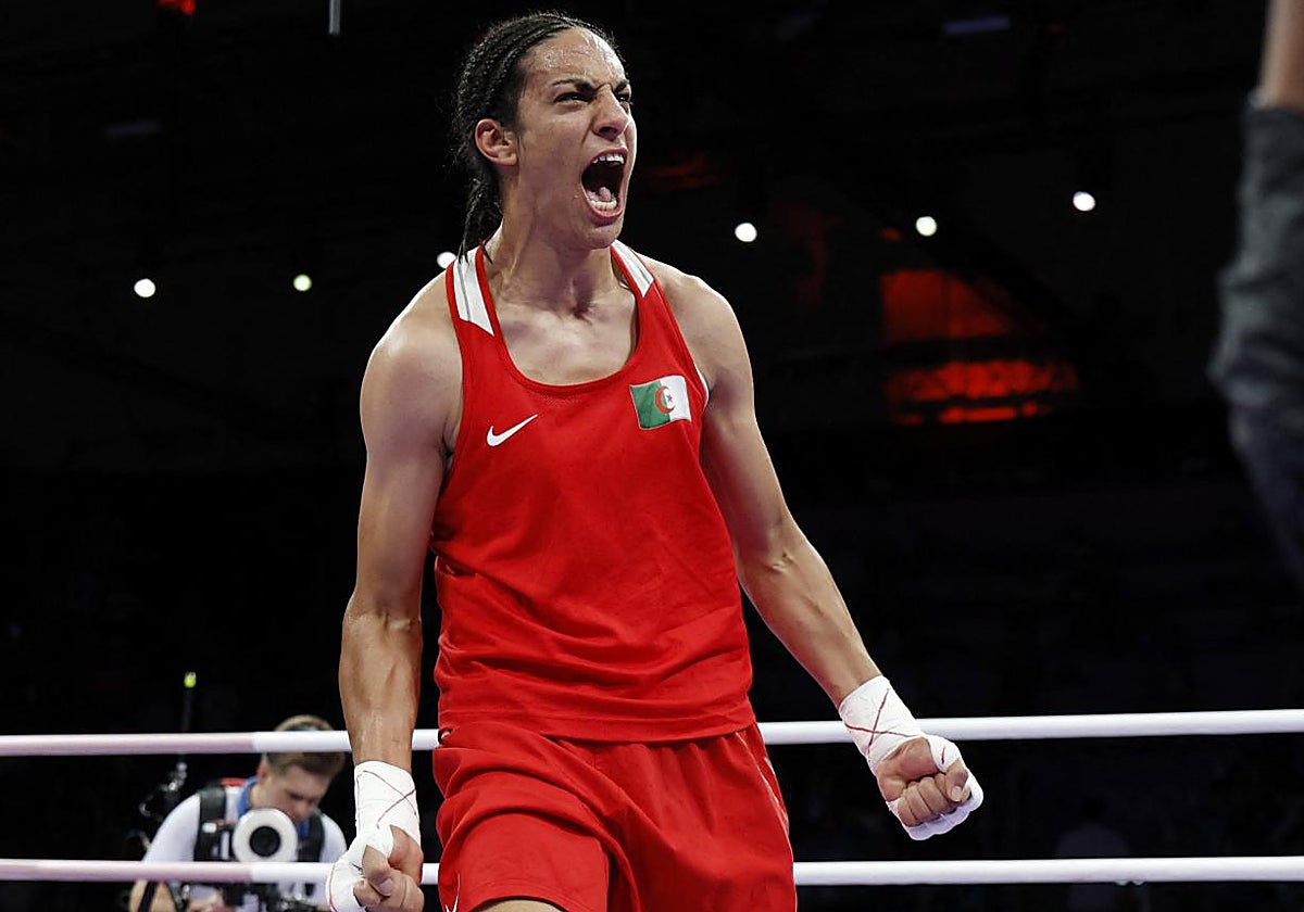 Khelif celebra una de sus victorias en los Juegos de París 2024