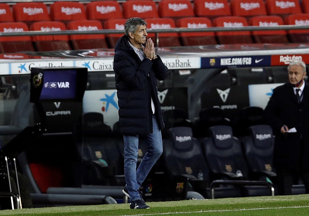 Imanol Alguacil pide explicaciones al árbitro