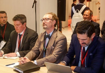 Los abogados del Sevilla desmienten la subasta de las acciones de 777 partners