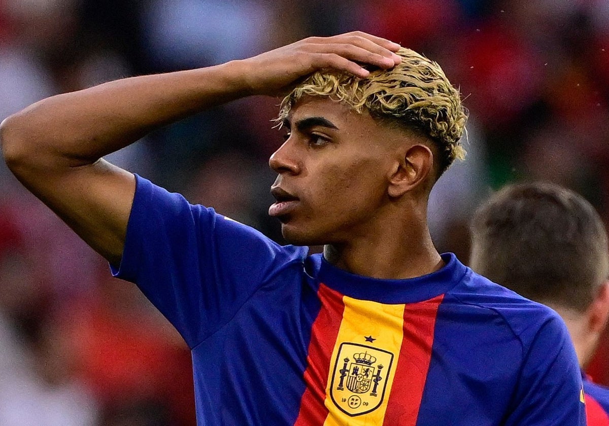 Lamine Yamal, este domingo antes del inicio del Portugal - España de la Liga de las Naciones