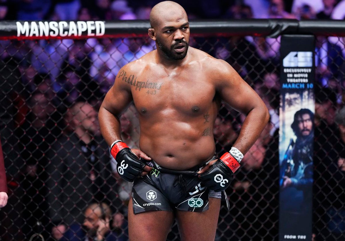 El campeón del peso pesado de la UFC, Jon Jones