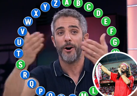 El himno del Sevilla FC sonó en El Hormiguero gracias a Roberto Leal: «Es una manera preciosa de acabar»