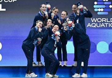 Plata con reflejos de oro en la Copa del Mundo para la España de Marina García y Alisa Ozhogina