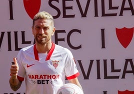 Papu Gómez, los elogios a Monchi y la inspiración de Isco: «Es para sacarse el sombrero»