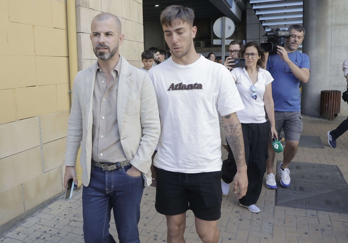 Iker Losada y Manu Fajardo, en la llegada del gallego a Sevilla hace poco más de un año para firmar por el Betis