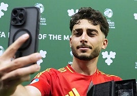 El Ajax acelera por Raúl Moro, un extremo en la agenda del Betis