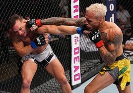 ¿Cómo pelea Charles Oliveira?: puntos fuertes y débiles del excampeón brasileño del peso ligero de la UFC