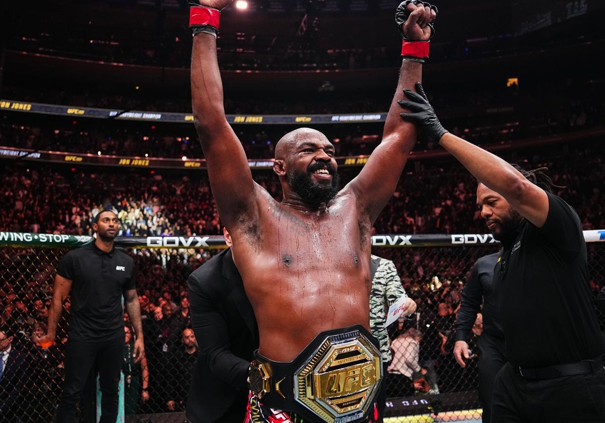 Jon Jones tras defender su campeonato de los pesos pesados