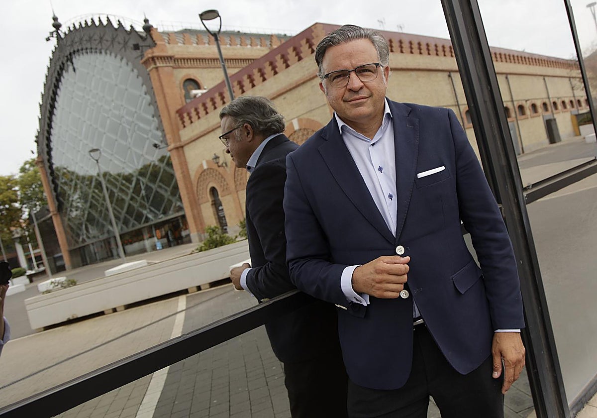 Luis Cuervas, exconsejero del Sevilla y delegado UEFA, posa para ABC de Sevilla